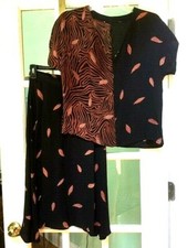 TWO PIECE RAYON CREPE SKIRT SET V NECK TOP MIDI SKIRT VINTAGE SIZE S