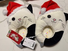 Squishmallow Kid Slippers SIZE 2-3 Cam the Cat Santa NEW Christmas Holiday