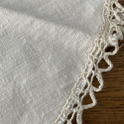 Large round vintage linen lace doily tray cloth  44cm cream crochet - Picture 3 of 6