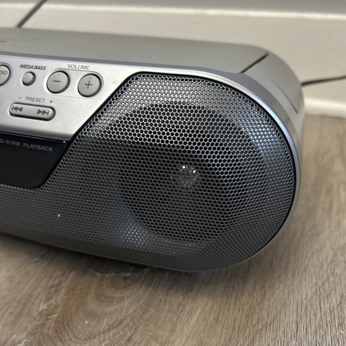 Sony CFD-S05 Boombox CD Radio Tested FLAWS READ No Cassette Player Recorder - Picture 7 of 12