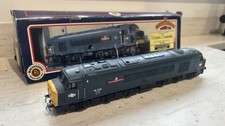 Bachmann 31-075 Class 46 Peak Diesel 46026 Leicestershire & Derbyshire Yeomanry