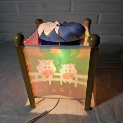 Westinghouse Farm Design Spinning Lamp Carousel WORKS