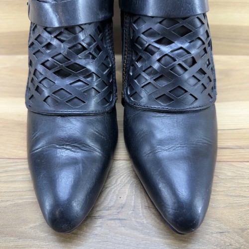 Freebird Julia Rare Boots Size 11 Black Leather Heeled Buckles Cut Out - Picture 3 of 12