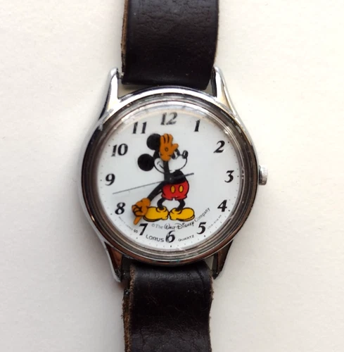 (AS IS) Vintage Lorus Seiko Mickey Mouse Moving Hands Ladies Watch V515-6000