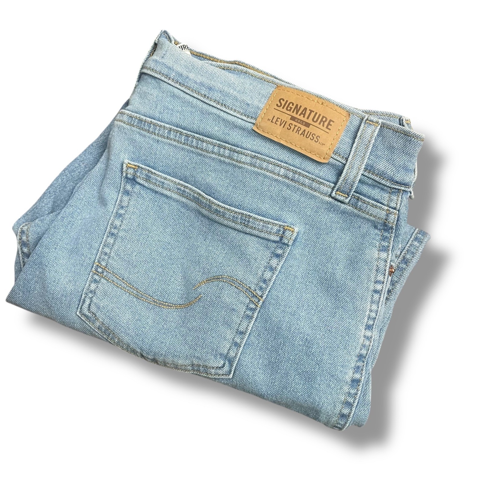 Women's Size 12- W31 Distressed Cuffed