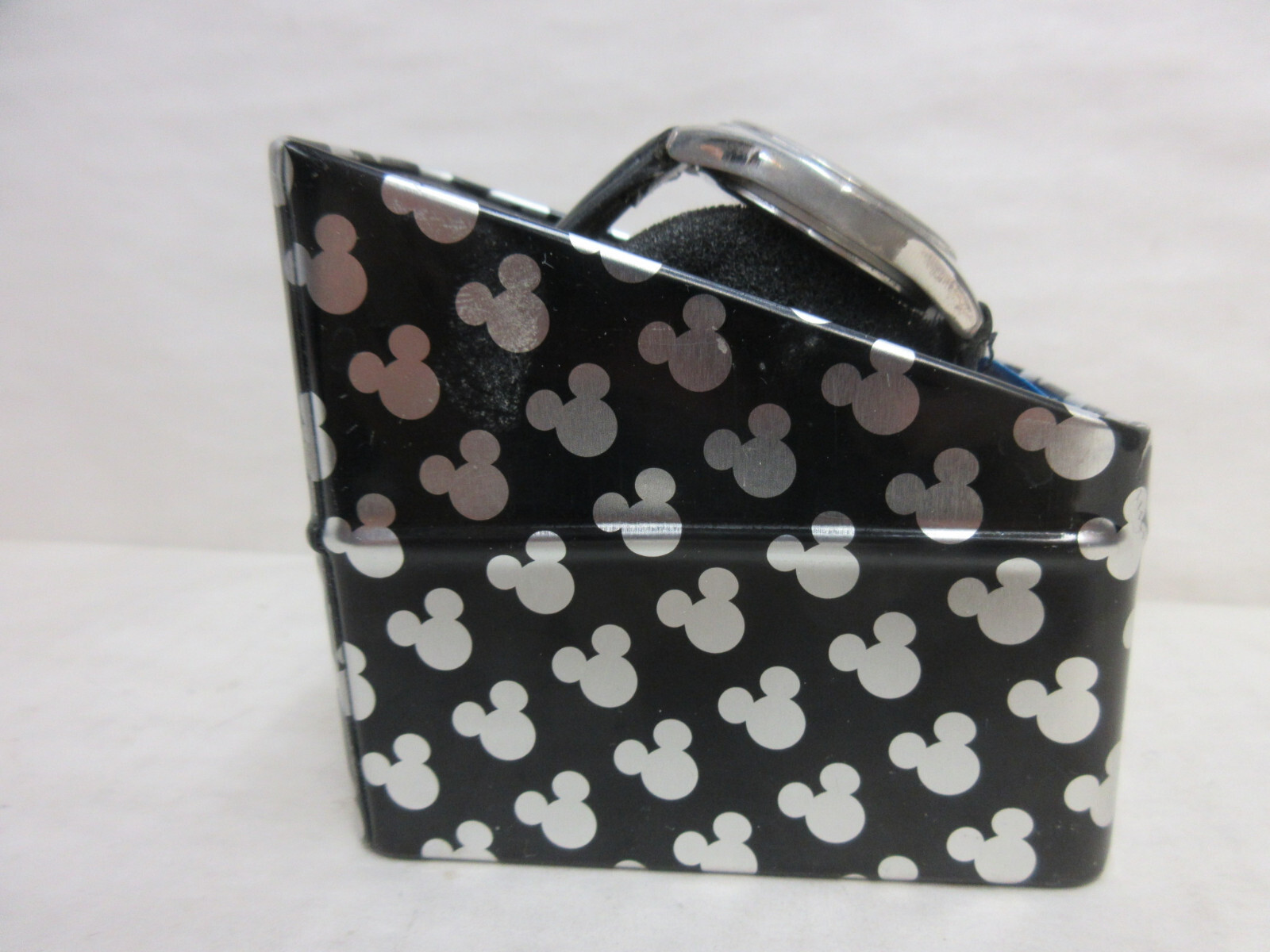 MZB Disney Mickey Mouse Quartz Wristwatch in Original Holder