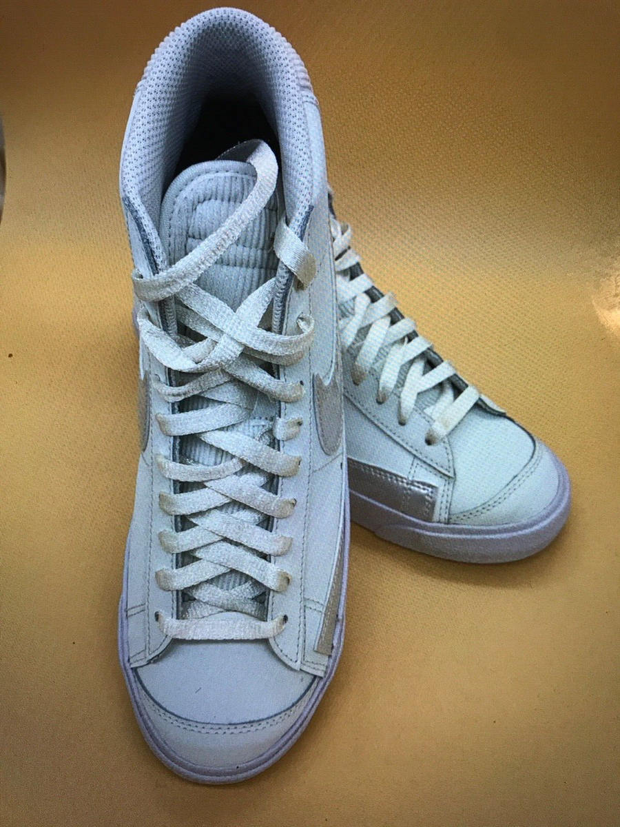 nike mid blazer 77 size 7
