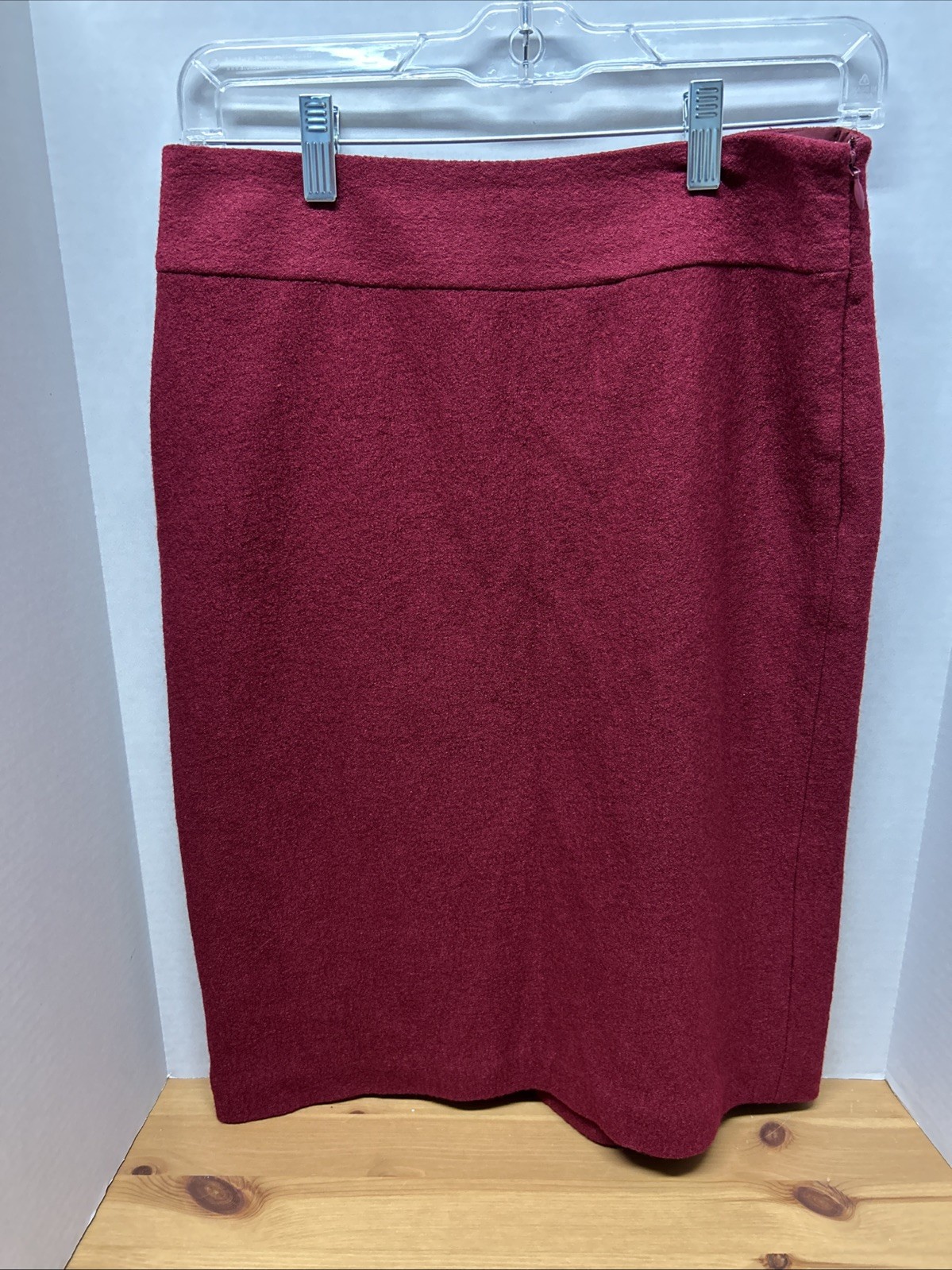 Banana Republic Maroon Pencil Straight Skirt Size 2
