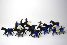 1950's Plastic Union and Confederate Calvary Soldiers  Horses
