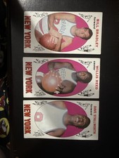 1969-70 Topps Bill Bradley #43 (RC), Willis Reed #60, Dave Stallworth #74