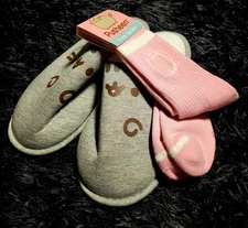 Pusheen Cat Slippers Size Med & Pink Crew Socks 2018/19 Box Exclusive NEW