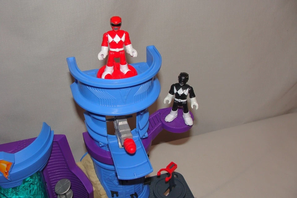 Mighty Morphin Power Rangers Imaginext Command Center Figuras + Juego de Armas Foto 2 de 4