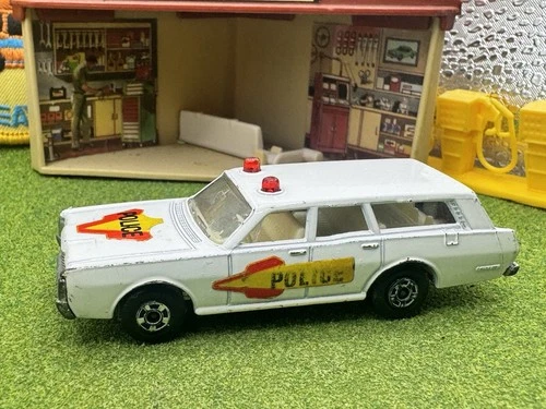 1971 Matchbox Lesney No 55 Superfast White Mercury Police Car Wagon Vintage