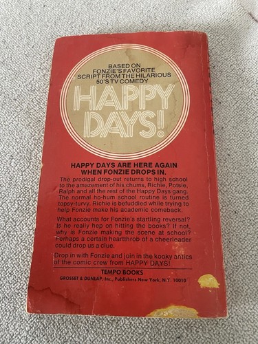 HAPPY DAYS FONZIE DROPS IN 1974 book based on script from TV series - Picture 2 of 15