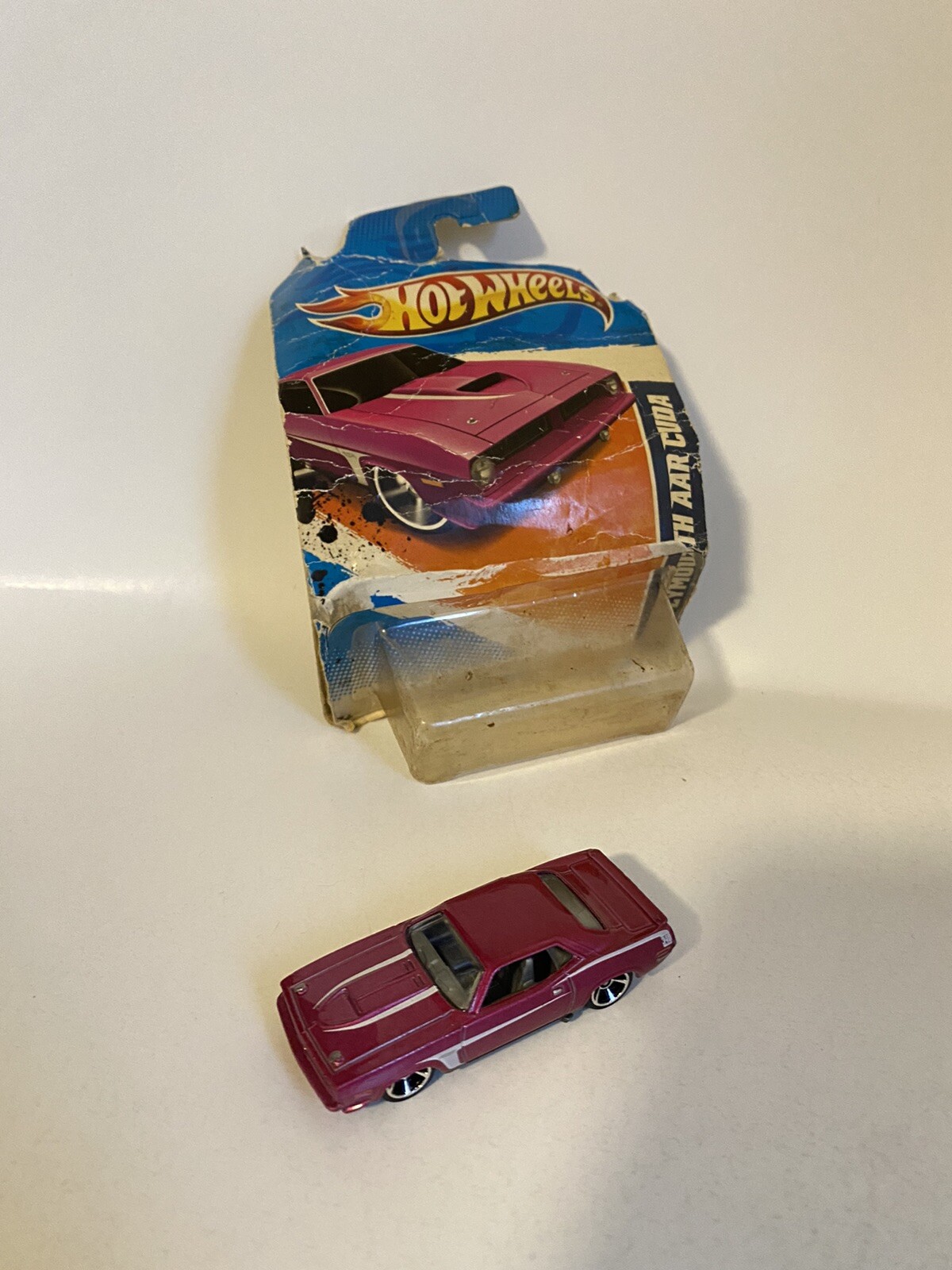 2011 Hot Wheels '70 Plymouth AAR Cuda Street Beast #83 rare Magenta color