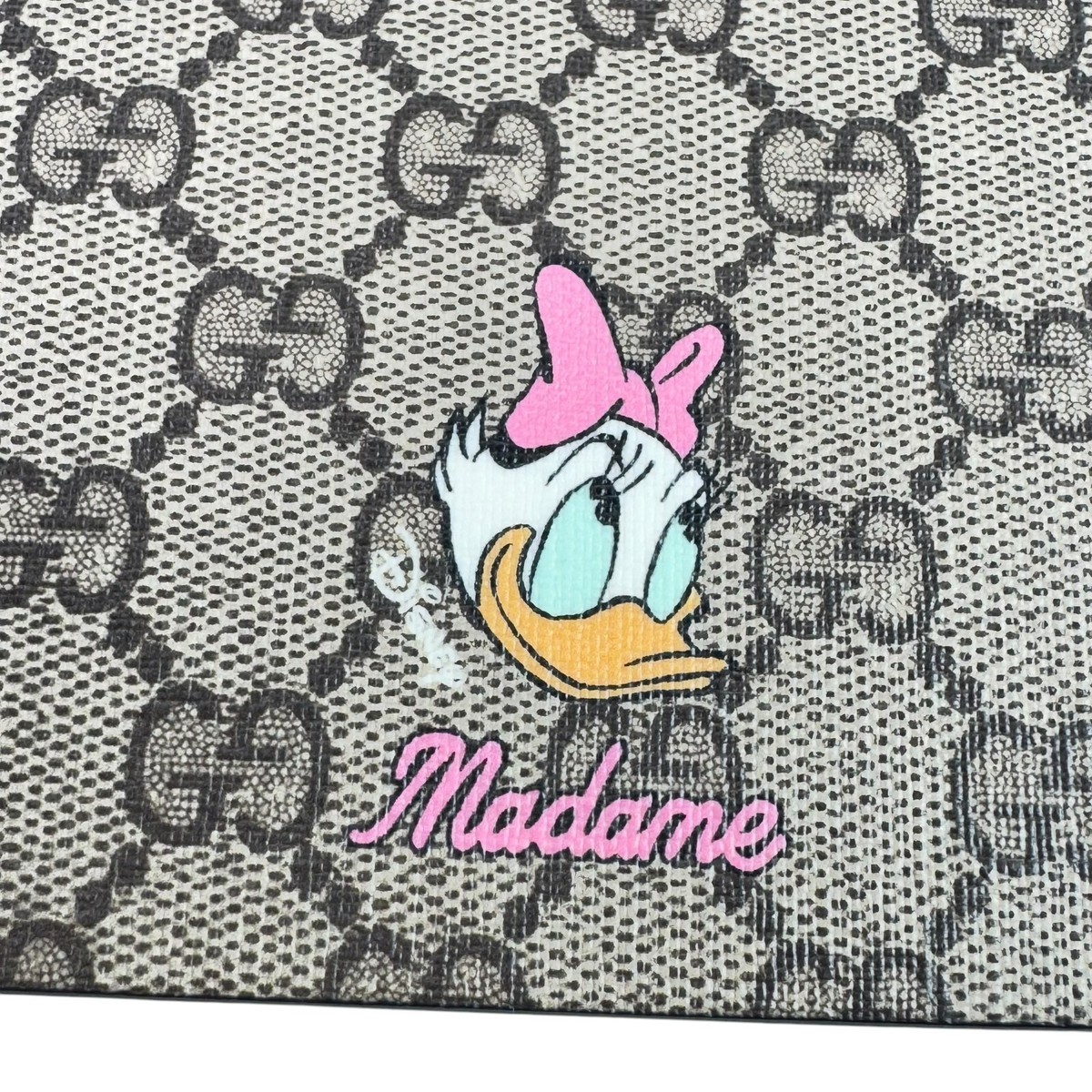 GUCCI X Disney Daisy Duck Note Memo Pad Notebook Beige/Pink