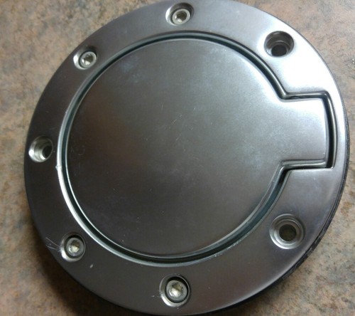 AUDI TT FUEL FILLER DOOR OEM 99 00 01 02 03 04 (9) - Foto 4 di 7
