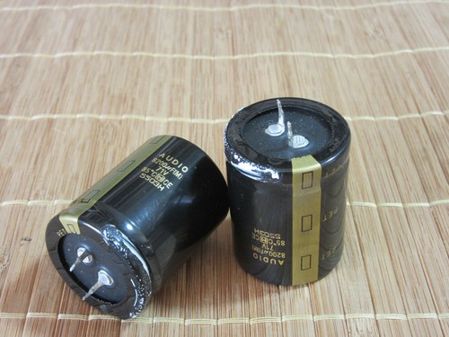 YAMAHA RX-V457 HOME CINEMA AMPLIFIER PARTS: 2 X POWER SUPPLY CAPACITORS. - Foto 2 di 2