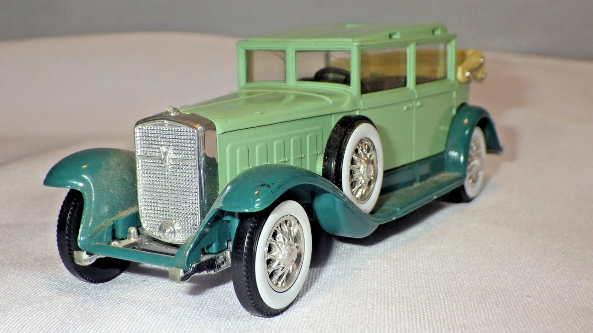 Solido Cadillac 1931 Vehicle Year Vintage Manufacture Diecast Cars