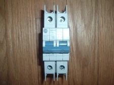 Allen Bradley 1489-M D 15A C.B. UL-489 2-Pole 480Y/277V 50/60Hz Circuit Breaker