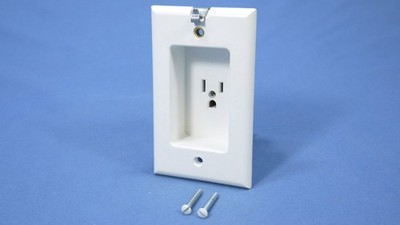 Leviton White Clock Hanger 1'' Recessed Depth Outlet Receptacle 15A 5-15R 688-W