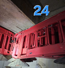 24JSP RED PLASTIC TRAFFIC BARRIERS FOR ROAD MANAGEMENT PEDESTRIAN SAFETY 2m x 1m