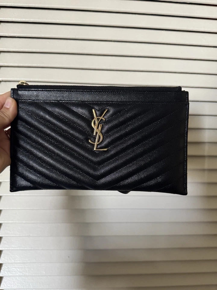 YSL Cassandre Matelasse Large Pouch In Grain De Poudre Leather - Image 2 of 4