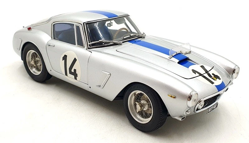 CMC 1/18 Scale M-079 Ferrari 250 GT Berlinetta SWB Competizione Le Mans 1961 - Image 2 of 4