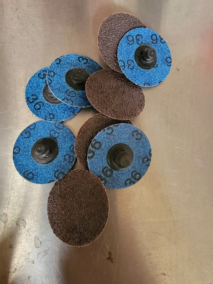 1-1/2" 36 Grit Aluminum Oxide Quick Change Disc - Image 2 of 3