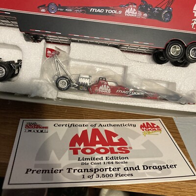 Doug Kalitta'01 Transporter & Dragster NHRA 50th, Die Cast Ertl