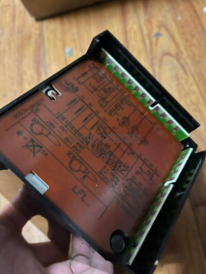1PCS   LFL1.333BT Control Box Burner Controller New #F22