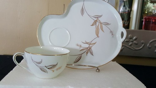 1 NORITAKE SNACKTELLER UND TASSE SET #5693 GOLDRAND UND BLÄTTER - Bild 10 von 12