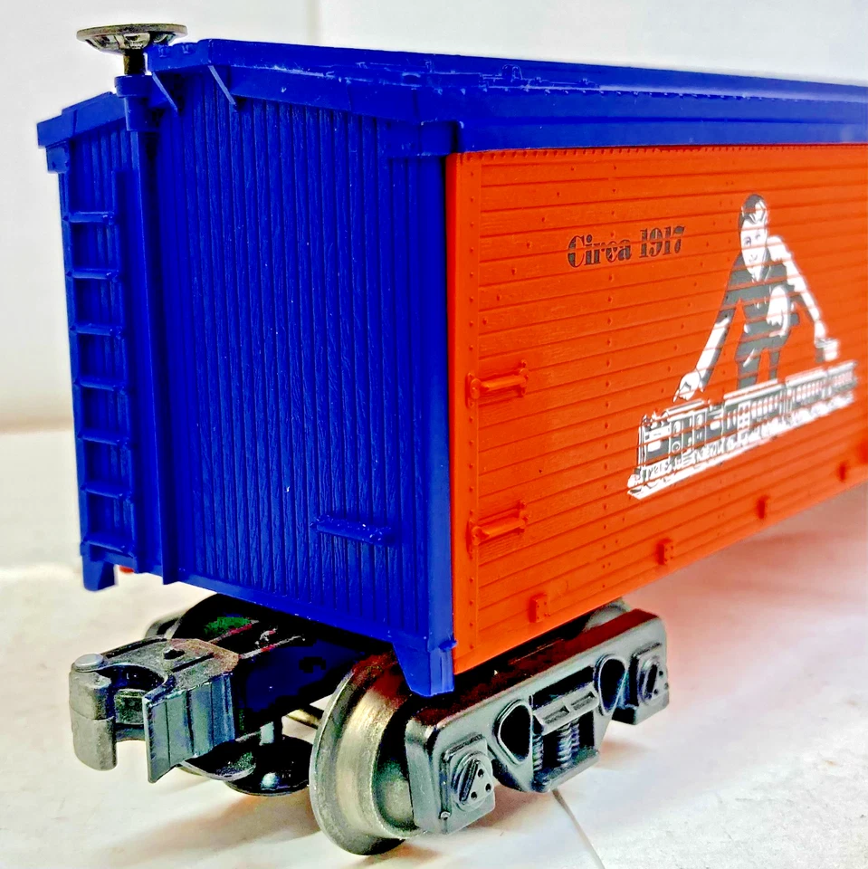 Lionel No. 1998-3 Centennial Series Woodside Reefer in Original Box ! - Image 4 of 4