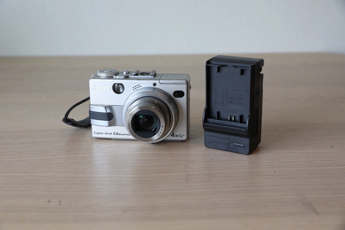 Sony Cyber-shot DSC-V1 Digital Cameras for sale - eBay