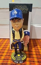 2013 Topps Chrome Hyun-Jin Ryu Redemption Autograph Update 19