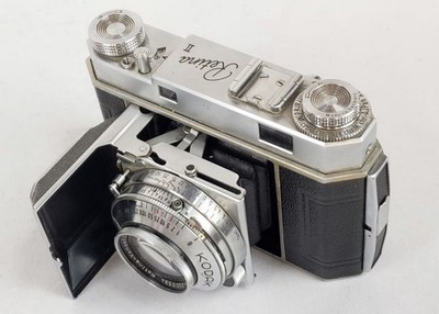 VTG Kodak Retina II 35mm Film Camera 50mm F2 Coated Xenon Lens