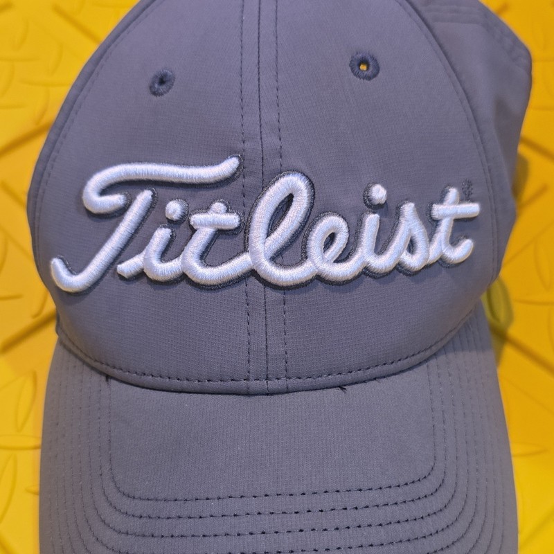 Titleist Tour Performance Golf Hat Cap Adjustable Gray/Black Embroidered Logo