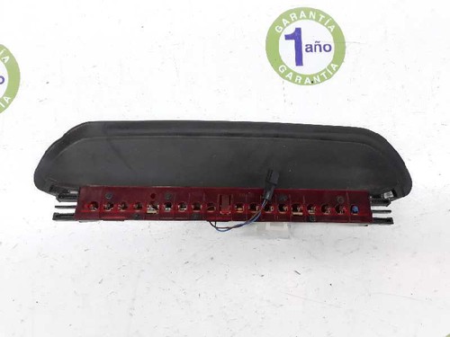 63257145519 scheinwerfer hinten zentral BMW SERIE 3 BERLINA 2.0 2004 1138810