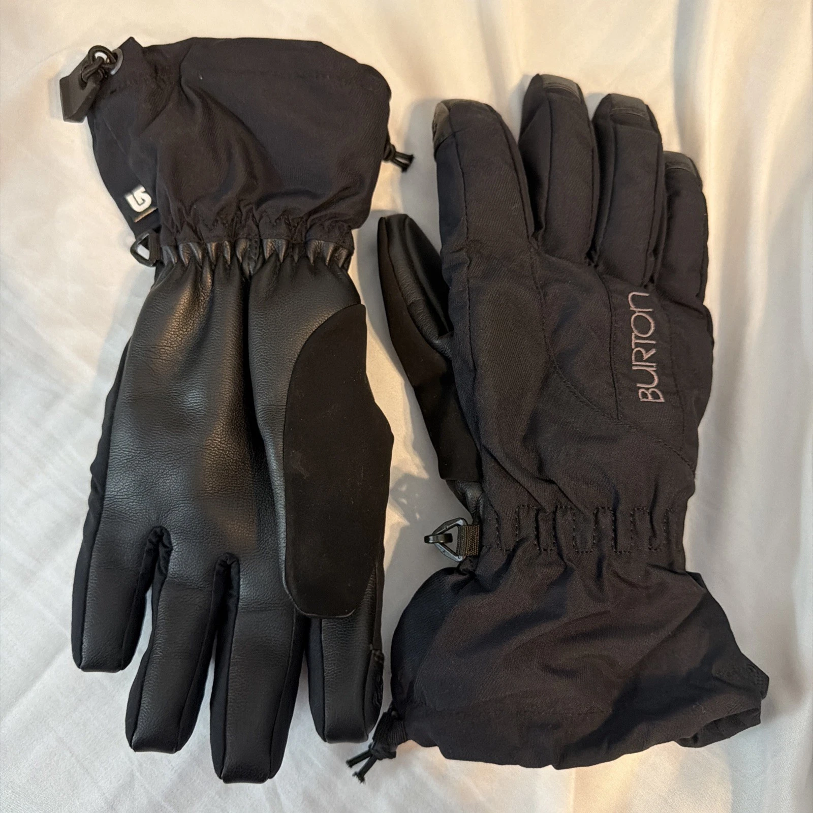 Burton Insulated Snowboard Ski Gloves Black Adult Medium
Opens in a new window or tab