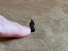 Lego Marvel Ant-Man Micro Figure From Set 71039 Goliath cmf accessory