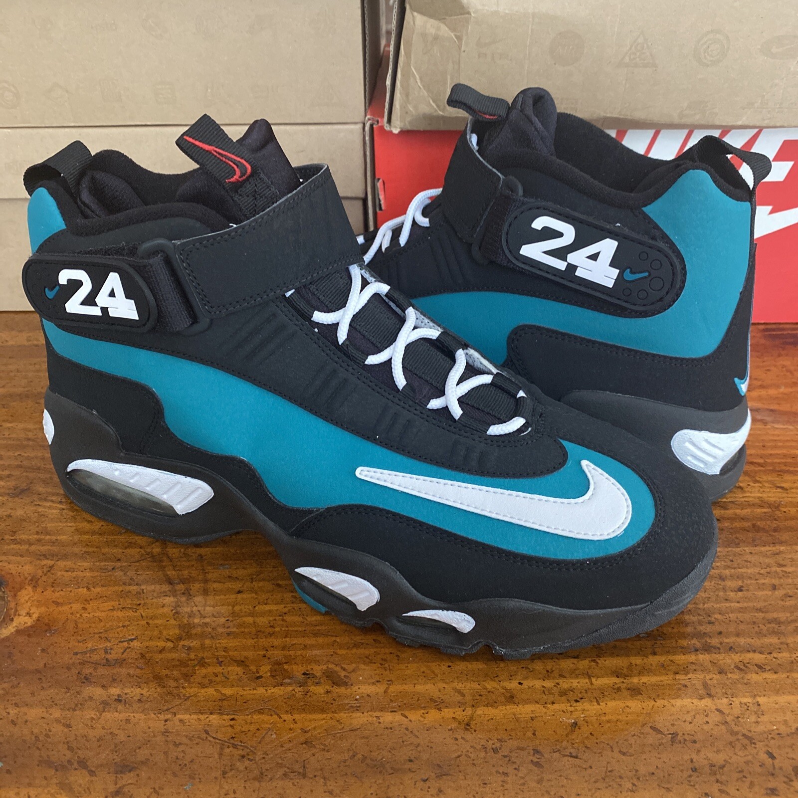 Size 11 NEW Nike Air Griffey Max 1 