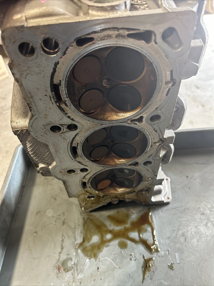 Culata izquierda de Ram Promaster 1500 2019 3,6 05184445AO Foto 3 de 3