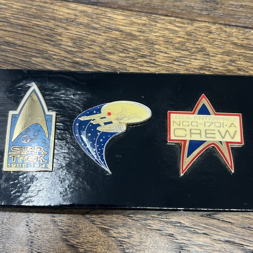Vintage Star Trek Collector Pins (3) - 25th Anniversary (1966 - 1991) - Picture 2 of 5