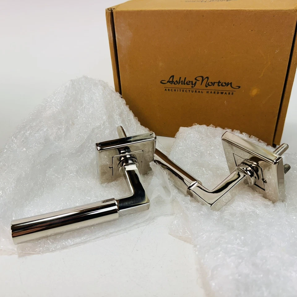 Набор из 2 полированных никелевых фиктивных дверных рычагов Ashley Norton Bauhaus Privacy  - Изображение 4 из 4