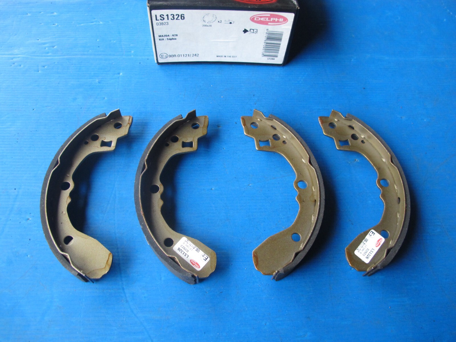 Mâchoires de freins arrière Delphi pour restauration Mazda 626 séries GB