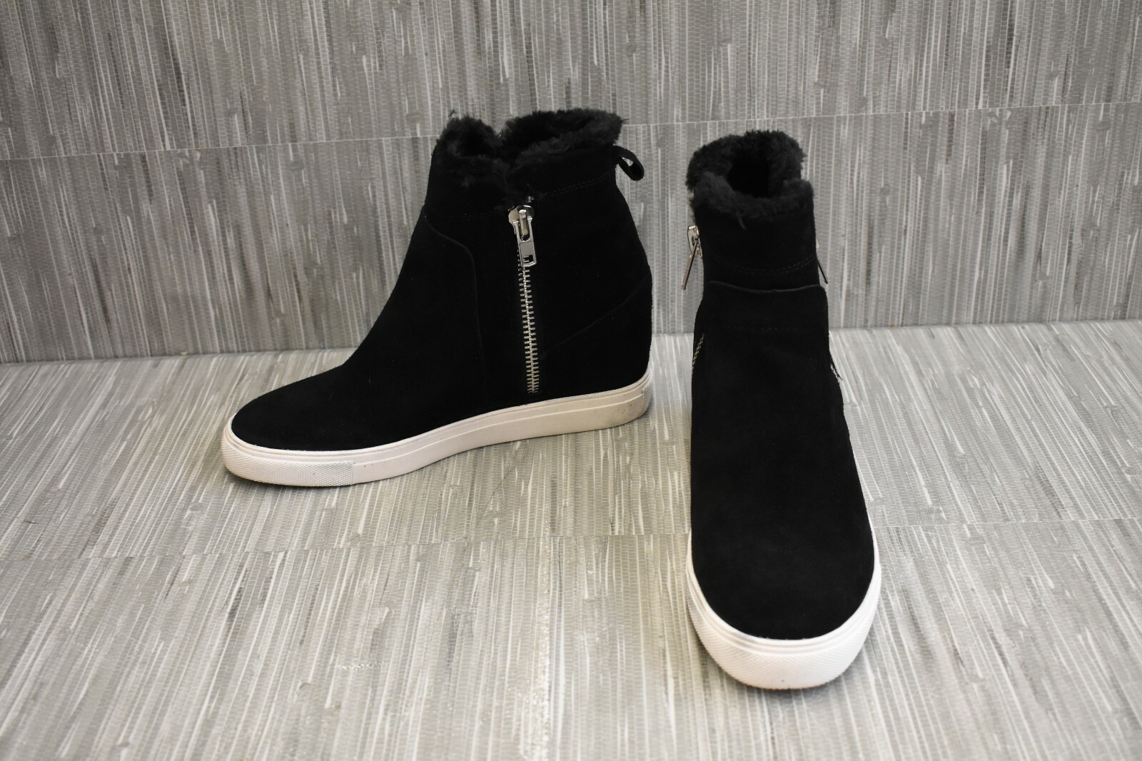 black steve madden wedge sneaker
