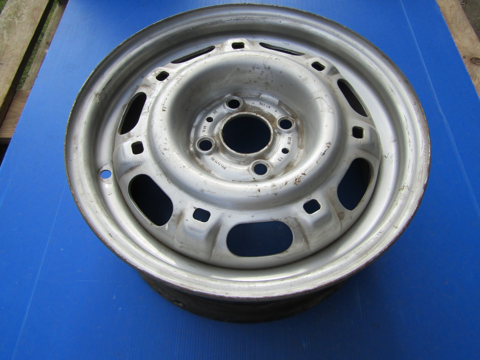 Jante tôle 5.50Jx14H2 KPZ auto berline Volkswagen Jetta II et Golf 2 noire