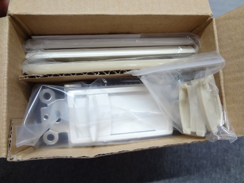 Origin Acoustics VS100 Slider Volume Control w/White, Almond & Bone Face Plates - Picture 2 of 2