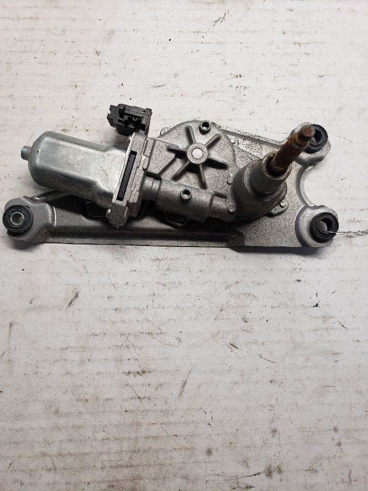 09-20 Dodge Journey Rear Wiper Motor Replacement 1326249