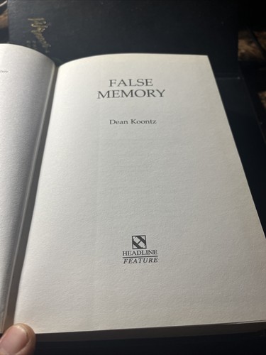 False Memory (British Edition) By Dean Koontz 1999 Issue - Picture 4 of 5